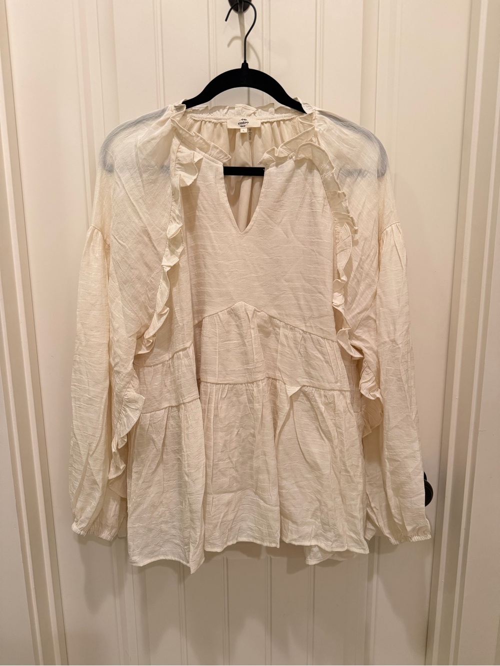 entro Cream Ruffle Tiered Peasant Blouse